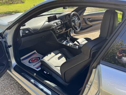 BMW M4 3.0 BiTurbo Competition Coupe 2dr Petrol DCT Euro 6 (s/s) (450 ps) - U10003064