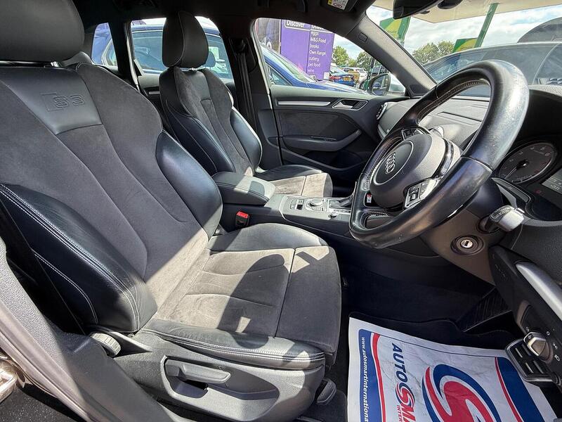 Audi S3 2.0 TFSI Sportback 5dr Petrol S Tronic quattro Euro 6 (s/s) (300 ps) - U10003076