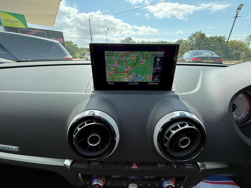 Audi S3 2.0 TFSI Sportback 5dr Petrol S Tronic quattro Euro 6 (s/s) (300 ps) - U10003076