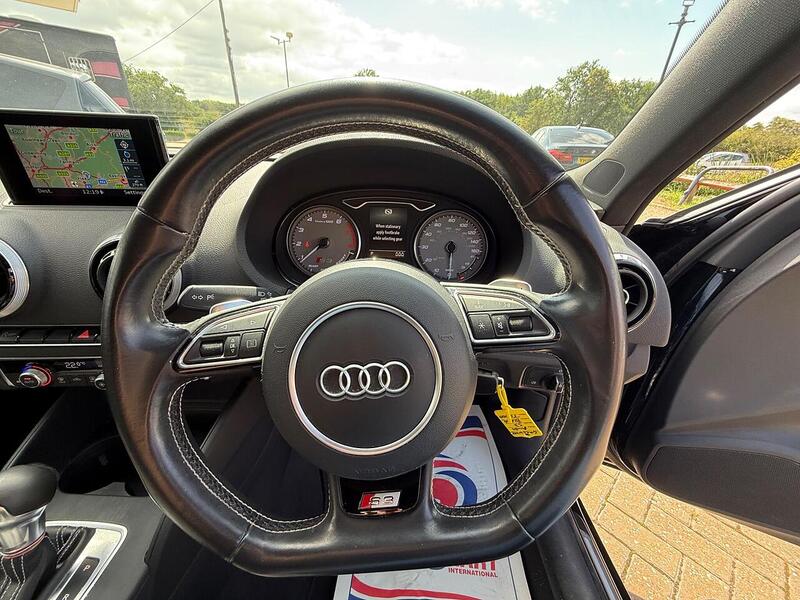 Audi S3 2.0 TFSI Sportback 5dr Petrol S Tronic quattro Euro 6 (s/s) (300 ps) - U10003076