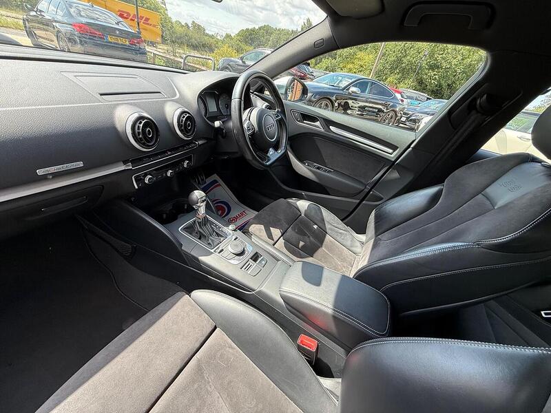 Audi S3 2.0 TFSI Sportback 5dr Petrol S Tronic quattro Euro 6 (s/s) (300 ps) - U10003076
