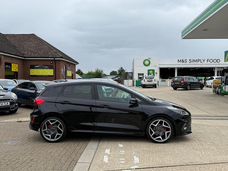 Ford Fiesta 1.5T EcoBoost ST-2 Hatchback 5dr Petrol Manual Euro 6 (s/s) (200 ps) - U10003079