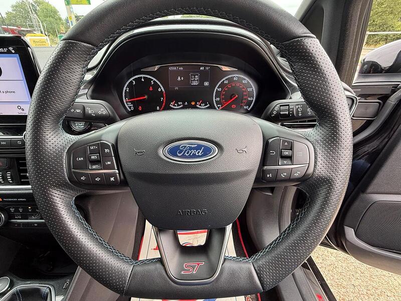 Ford Fiesta 1.5T EcoBoost ST-2 Hatchback 5dr Petrol Manual Euro 6 (s/s) (200 ps) - U10003079