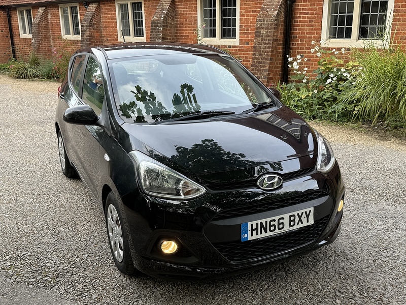 Hyundai i10 1.2 SE Hatchback 5dr Petrol Manual Euro 5 (87 ps) - U10003080