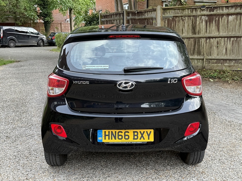Hyundai i10 1.2 SE Hatchback 5dr Petrol Manual Euro 5 (87 ps) - U10003080