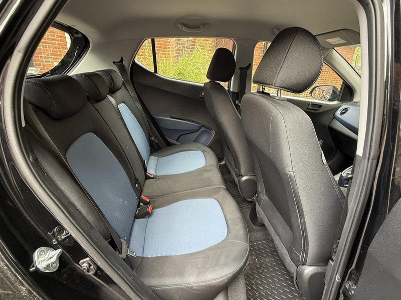 Hyundai i10 1.2 SE Hatchback 5dr Petrol Manual Euro 5 (87 ps) - U10003080