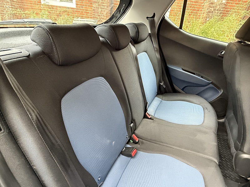 Hyundai i10 1.2 SE Hatchback 5dr Petrol Manual Euro 5 (87 ps) - U10003080