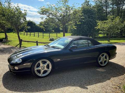 Jaguar XK8 4.0 Convertible 2dr Petrol Automatic (284 g/km, 290 bhp) - U10003091