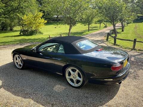 Jaguar XK8 4.0 Convertible 2dr Petrol Automatic (284 g/km, 290 bhp) - U10003091