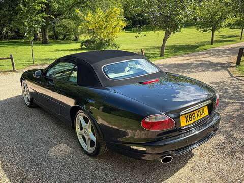 Jaguar XK8 4.0 Convertible 2dr Petrol Automatic (284 g/km, 290 bhp) - U10003091