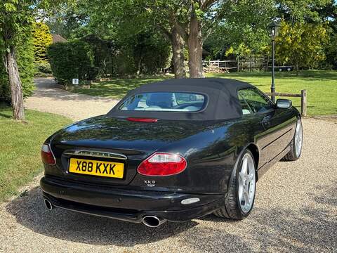 Jaguar XK8 4.0 Convertible 2dr Petrol Automatic (284 g/km, 290 bhp) - U10003091