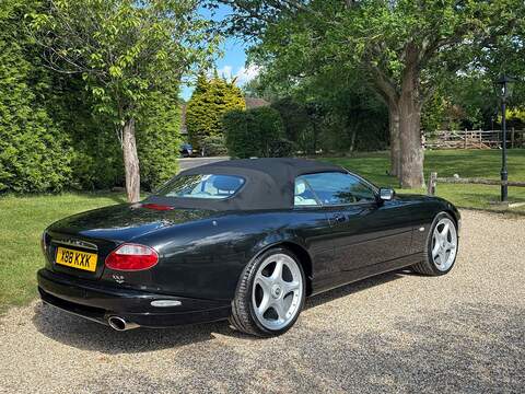 Jaguar XK8 4.0 Convertible 2dr Petrol Automatic (284 g/km, 290 bhp) - U10003091