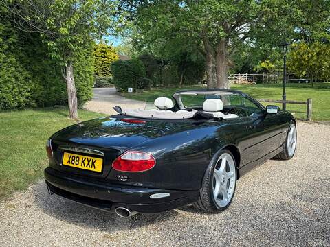 Jaguar XK8 4.0 Convertible 2dr Petrol Automatic (284 g/km, 290 bhp) - U10003091