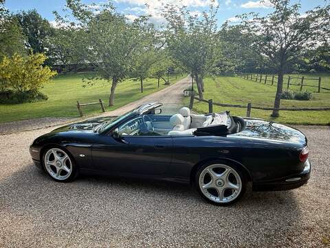 Jaguar XK8 4.0 Convertible 2dr Petrol Automatic (284 g/km, 290 bhp) - U10003091