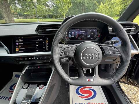 Audi S3 2.0 TFSI Sportback 5dr Petrol S Tronic quattro Euro 6 (s/s) (310 ps) - U10003096