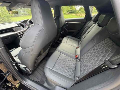 Audi S3 2.0 TFSI Sportback 5dr Petrol S Tronic quattro Euro 6 (s/s) (310 ps) - U10003096