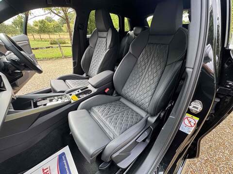 Audi S3 2.0 TFSI Sportback 5dr Petrol S Tronic quattro Euro 6 (s/s) (310 ps) - U10003096