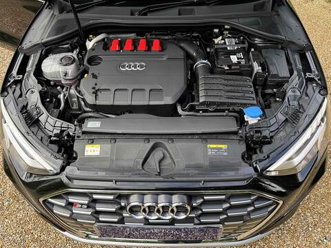 Audi S3 2.0 TFSI Sportback 5dr Petrol S Tronic quattro Euro 6 (s/s) (310 ps) - U10003096