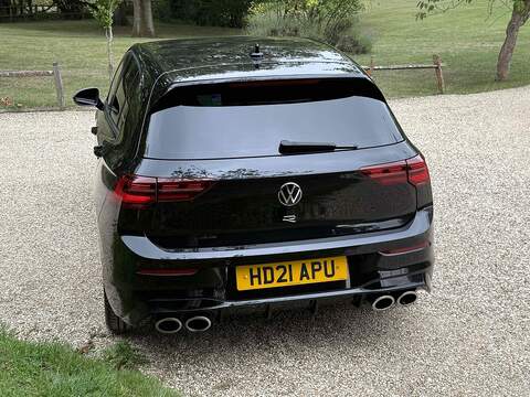 Volkswagen Golf 2.0 TSI R Hatchback 5dr Petrol DSG 4Motion Euro 6 (s/s) (320 ps) - U10003100
