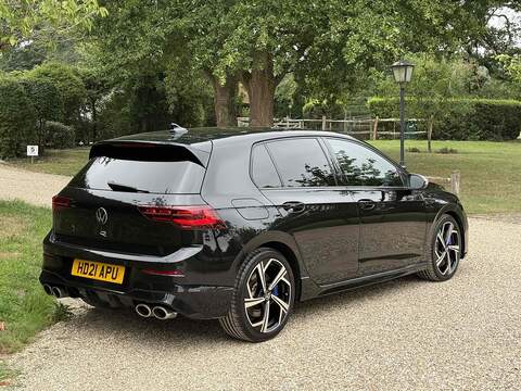 Volkswagen Golf 2.0 TSI R Hatchback 5dr Petrol DSG 4Motion Euro 6 (s/s) (320 ps) - U10003100