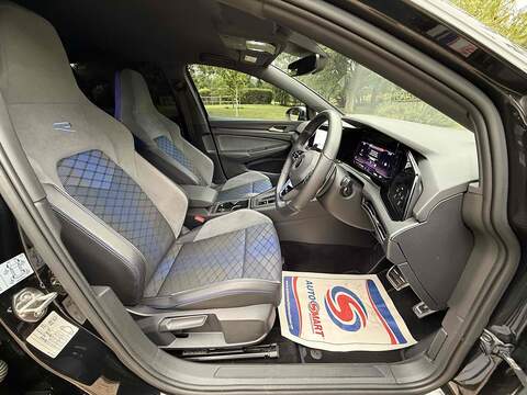 Volkswagen Golf 2.0 TSI R Hatchback 5dr Petrol DSG 4Motion Euro 6 (s/s) (320 ps) - U10003100