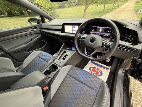 Volkswagen Golf 2.0 TSI R Hatchback 5dr Petrol DSG 4Motion Euro 6 (s/s) (320 ps) - U10003100