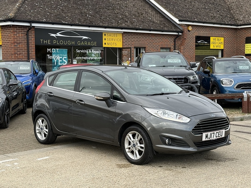 Ford Fiesta 1.25 Zetec Hatchback 5dr Petrol Manual Euro 6 (82 ps) - U10003111