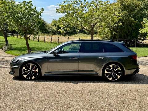 Audi RS4 Avant RS4 Avant Estate 2 Automatic Petrol - U10003113