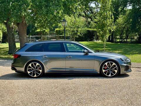 Audi RS4 Avant RS4 Avant Estate 2 Automatic Petrol - U10003113