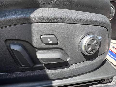 Audi RS4 Avant RS4 Avant Estate 2 Automatic Petrol - U10003113