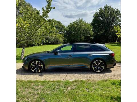 Audi RS4 Avant RS4 Avant Estate 2 Automatic Petrol - U10003113