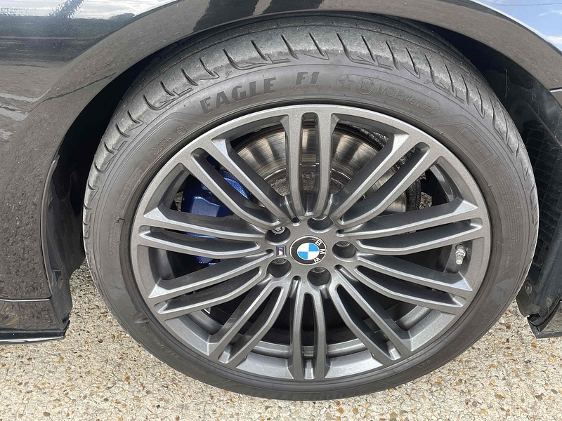 BMW 5 Series 2.0 520d M Sport Auto Euro 6 (s/s) 4dr - U10003114