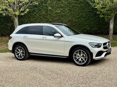 Mercedes-Benz GLC 2.0 GLC300 MHEV AMG Line (Premium Plus) SUV 5dr Petrol G-Tronic+ 4MATIC Euro 6 (s/s) (272 ps) - U10003116