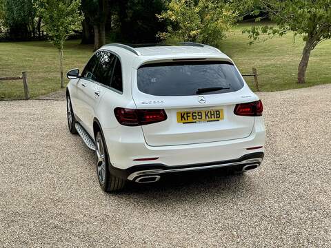 Mercedes-Benz GLC 2.0 GLC300 MHEV AMG Line (Premium Plus) SUV 5dr Petrol G-Tronic+ 4MATIC Euro 6 (s/s) (272 ps) - U10003116