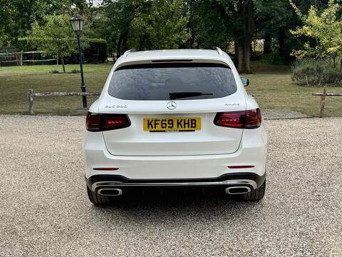 Mercedes-Benz GLC 2.0 GLC300 MHEV AMG Line (Premium Plus) SUV 5dr Petrol G-Tronic+ 4MATIC Euro 6 (s/s) (272 ps) - U10003116