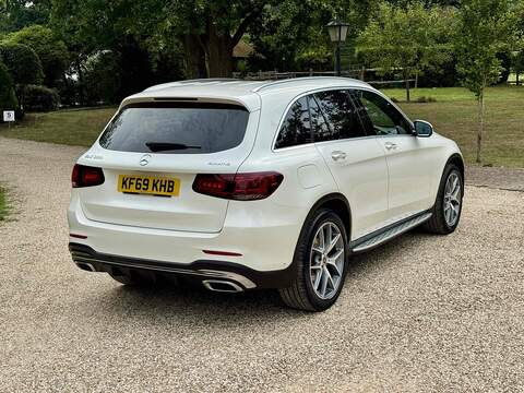 Mercedes-Benz GLC 2.0 GLC300 MHEV AMG Line (Premium Plus) SUV 5dr Petrol G-Tronic+ 4MATIC Euro 6 (s/s) (272 ps) - U10003116