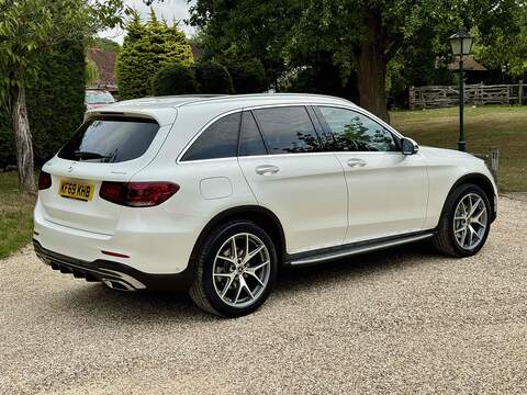 Mercedes-Benz GLC 2.0 GLC300 MHEV AMG Line (Premium Plus) SUV 5dr Petrol G-Tronic+ 4MATIC Euro 6 (s/s) (272 ps) - U10003116