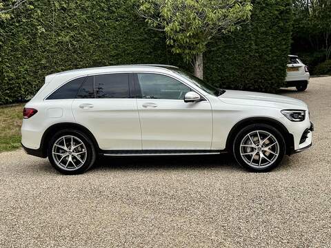 Mercedes-Benz GLC 2.0 GLC300 MHEV AMG Line (Premium Plus) SUV 5dr Petrol G-Tronic+ 4MATIC Euro 6 (s/s) (272 ps) - U10003116