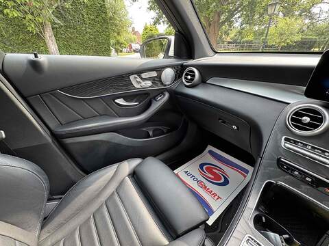 Mercedes-Benz GLC 2.0 GLC300 MHEV AMG Line (Premium Plus) SUV 5dr Petrol G-Tronic+ 4MATIC Euro 6 (s/s) (272 ps) - U10003116
