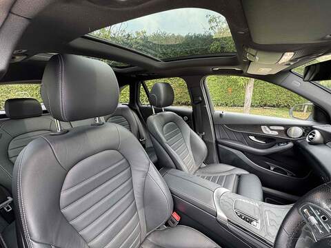 Mercedes-Benz GLC 2.0 GLC300 MHEV AMG Line (Premium Plus) SUV 5dr Petrol G-Tronic+ 4MATIC Euro 6 (s/s) (272 ps) - U10003116