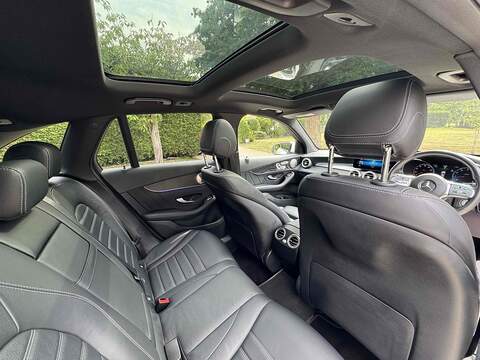 Mercedes-Benz GLC 2.0 GLC300 MHEV AMG Line (Premium Plus) SUV 5dr Petrol G-Tronic+ 4MATIC Euro 6 (s/s) (272 ps) - U10003116