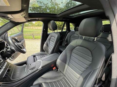 Mercedes-Benz GLC 2.0 GLC300 MHEV AMG Line (Premium Plus) SUV 5dr Petrol G-Tronic+ 4MATIC Euro 6 (s/s) (272 ps) - U10003116
