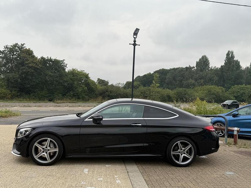 Mercedes-Benz C Class 2.1 C220d AMG Line (Premium) Coupe 2dr Diesel G-Tronic+ Euro 6 (s/s) (170 ps) - U10003124