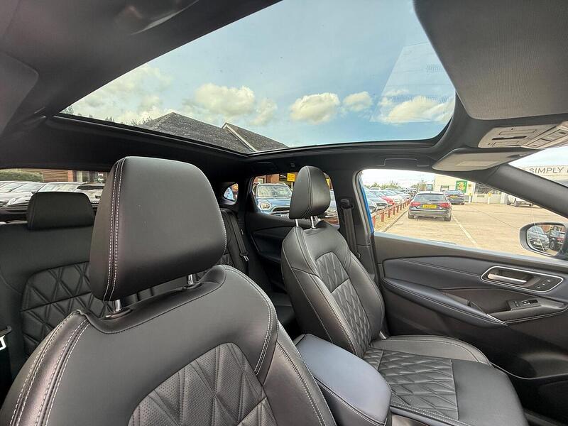 Nissan Qashqai 1.3 DIG-T MHEV Tekna+ SUV 5dr Petrol Hybrid Manual Euro 6 (s/s) (158 ps) - U10003125