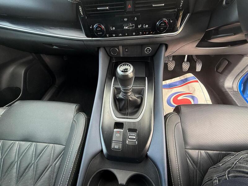 Nissan Qashqai 1.3 DIG-T MHEV Tekna+ SUV 5dr Petrol Hybrid Manual Euro 6 (s/s) (158 ps) - U10003125
