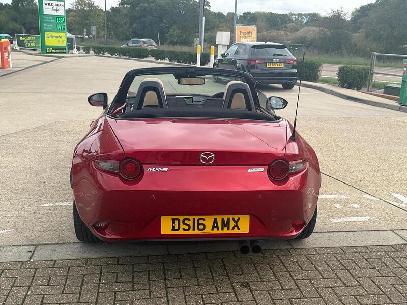 Mazda MX-5 2.0 SKYACTIV-G Sport Nav Convertible 2dr Petrol Manual Euro 6 (160 ps) - U10003127