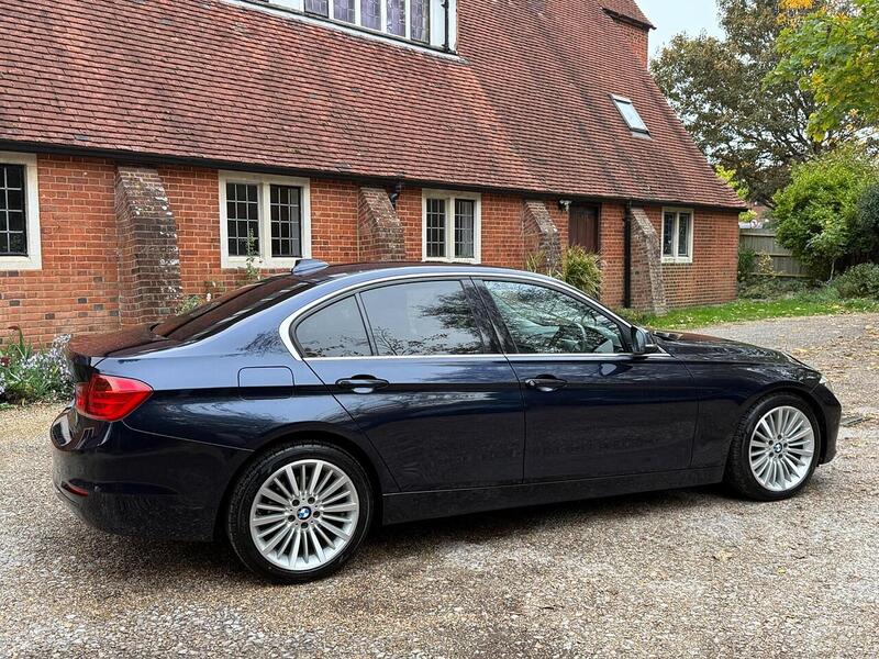 BMW 3 Series 2.0 320d Luxury Saloon 4dr Diesel Auto Euro 5 (s/s) (184 ps) - U10003128