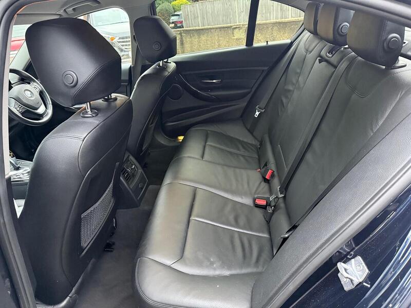 BMW 3 Series 2.0 320d Luxury Saloon 4dr Diesel Auto Euro 5 (s/s) (184 ps) - U10003128