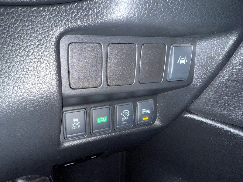 Nissan Qashqai DIG-T Tekna SUV 1.2 Automatic Petrol - U10003140