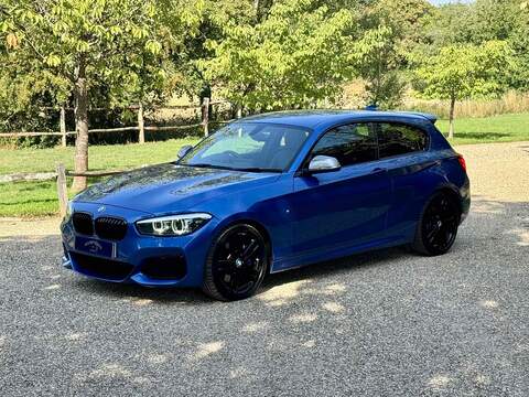 BMW 1 Series 3.0 M140i Shadow Edition Hatchback 3dr Petrol Auto Euro 6 (s/s) (340 ps) - U10003143
